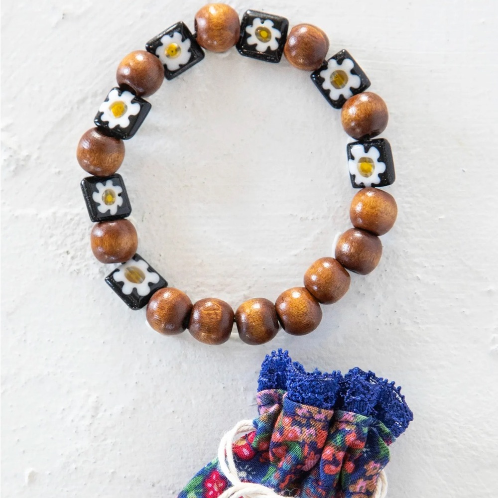 Millefiori & Wood Beaded Bracelet- Black and Brown❣️PRICE IS FIRM❣️